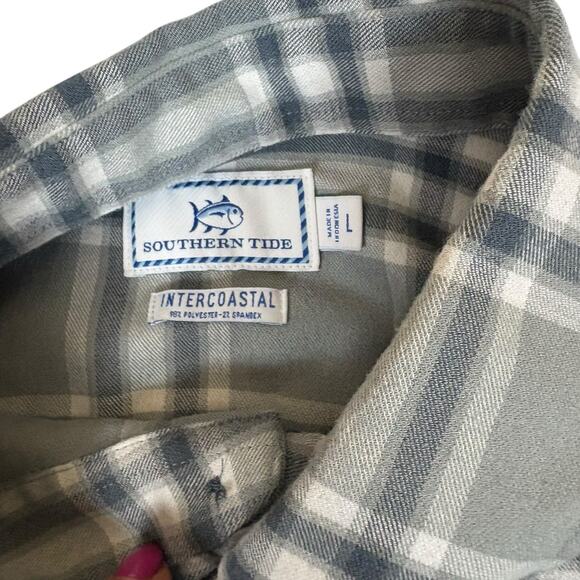 Southern Tide Men's Flannel L/S Button Shirt Red/Black Plaid L - Picture 3 of 4